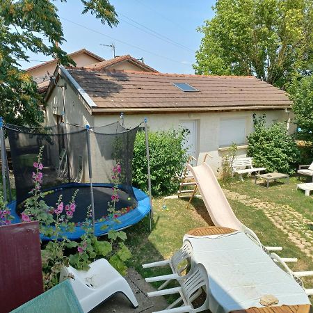 Jacques Et Paola Chanis Amberieu-en-Bugey Exterior photo
