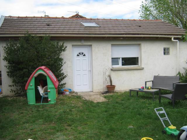Jacques Et Paola Chanis Amberieu-en-Bugey Exterior photo