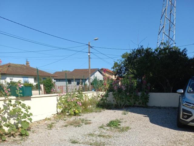 Jacques Et Paola Chanis Amberieu-en-Bugey Exterior photo
